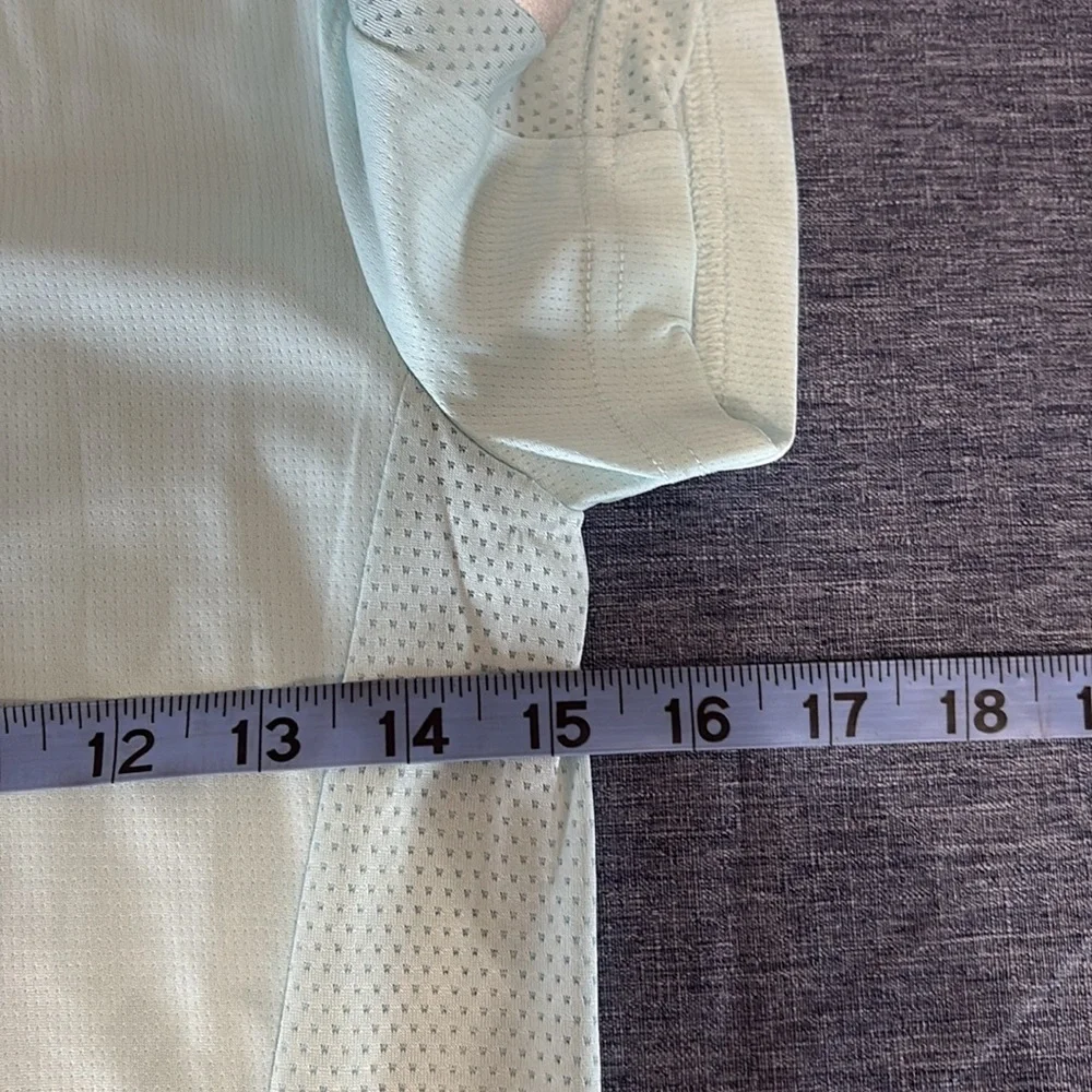 Adidas Women’s Sz XS Mint Green Workout Shirt - Picture 4 of 6